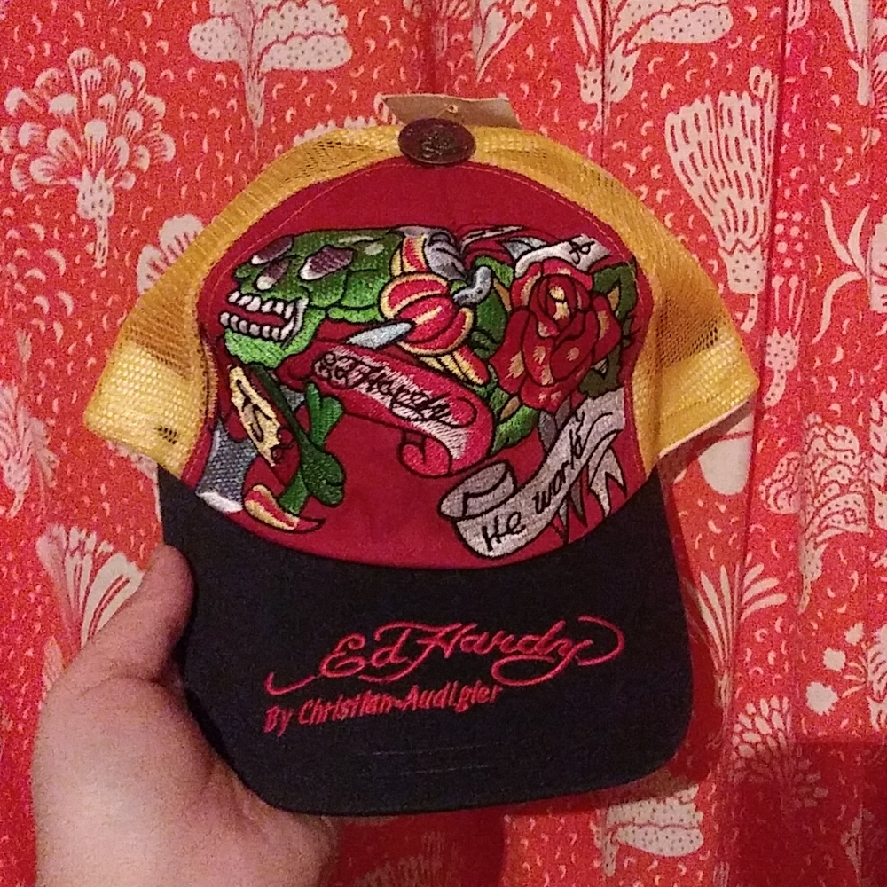 He Works (?) Green Skull Ed Hardy Hat